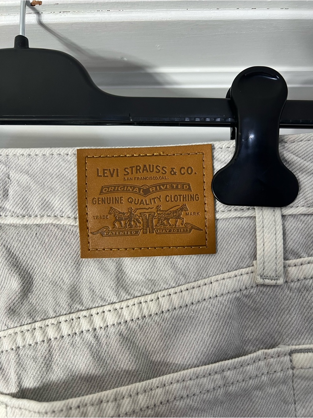 Levi's light stone baggy dad barrel jeans - Picture 4 of 5